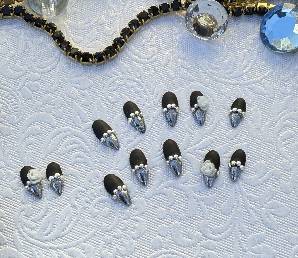 NO-49ドールネイル マットブラック×メタル