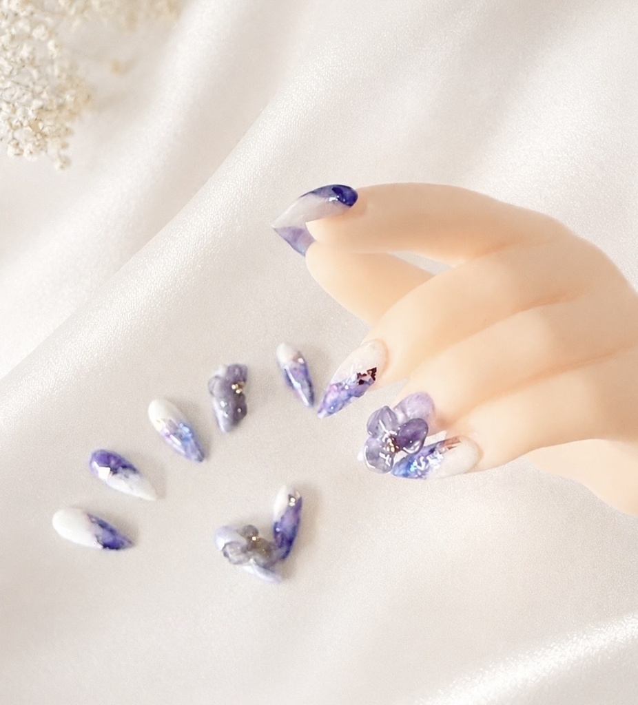 NO.51匿名発送ドール用ネイルチップ／ニュアンスフラワー