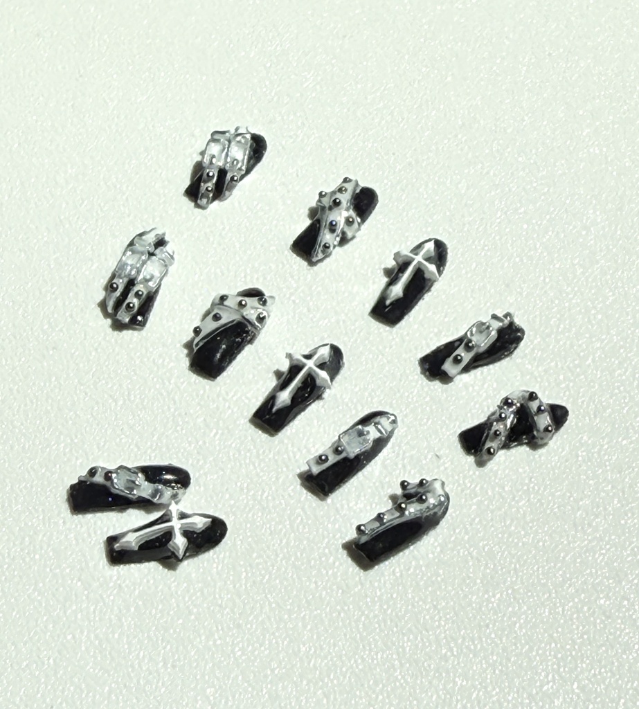 NO.52匿名発送ドール用ネイルチップ/ブラックベルトデザイン
