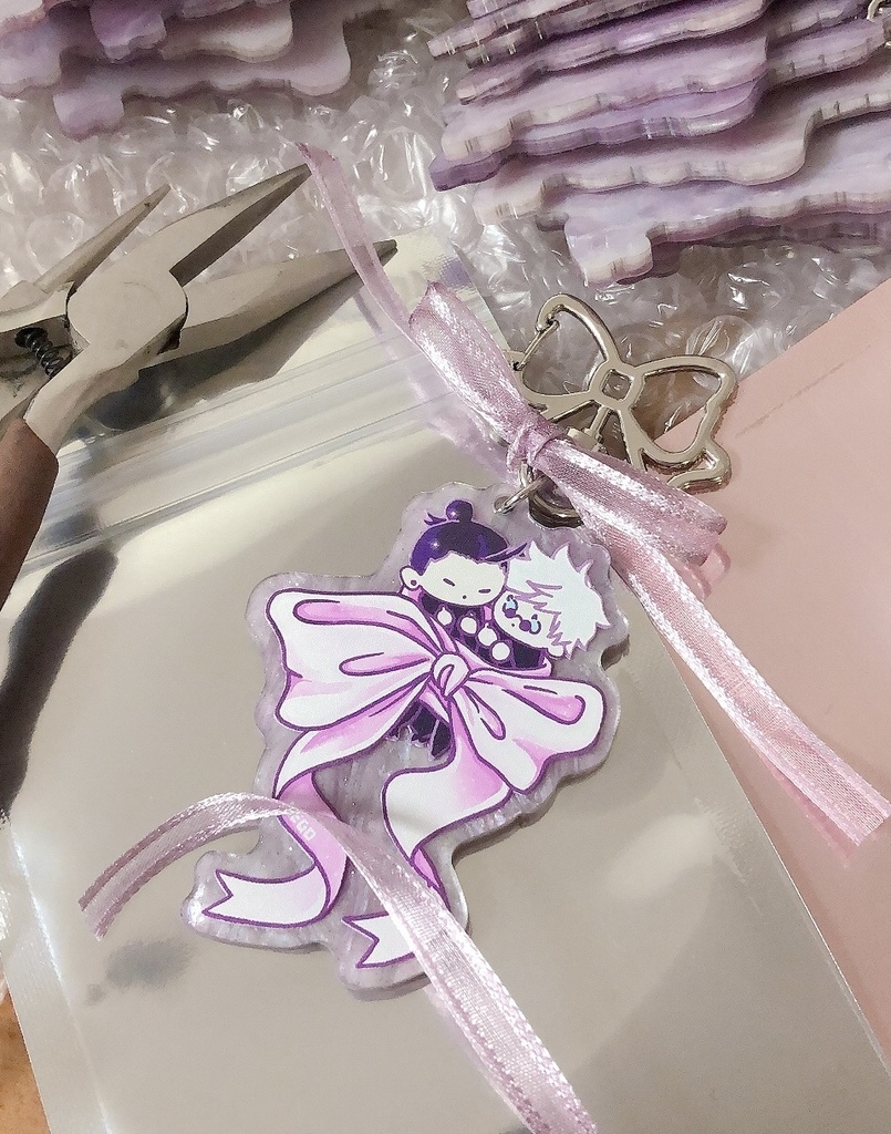 夏五おリボンアクキー🎀