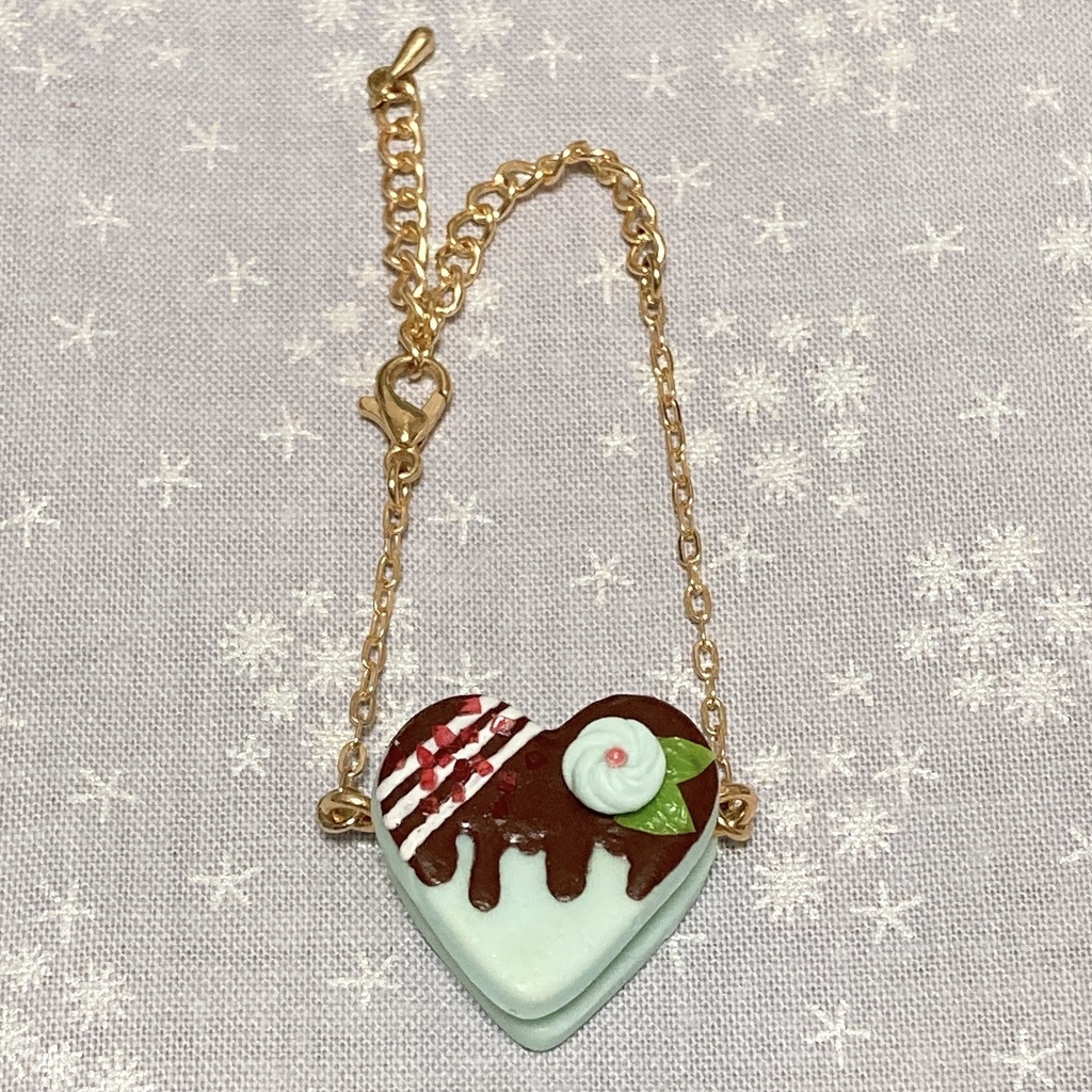 ハートのお菓子なポシェット