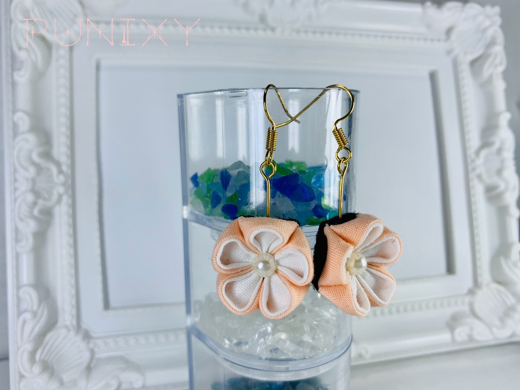 つまみ細工☆ピアス