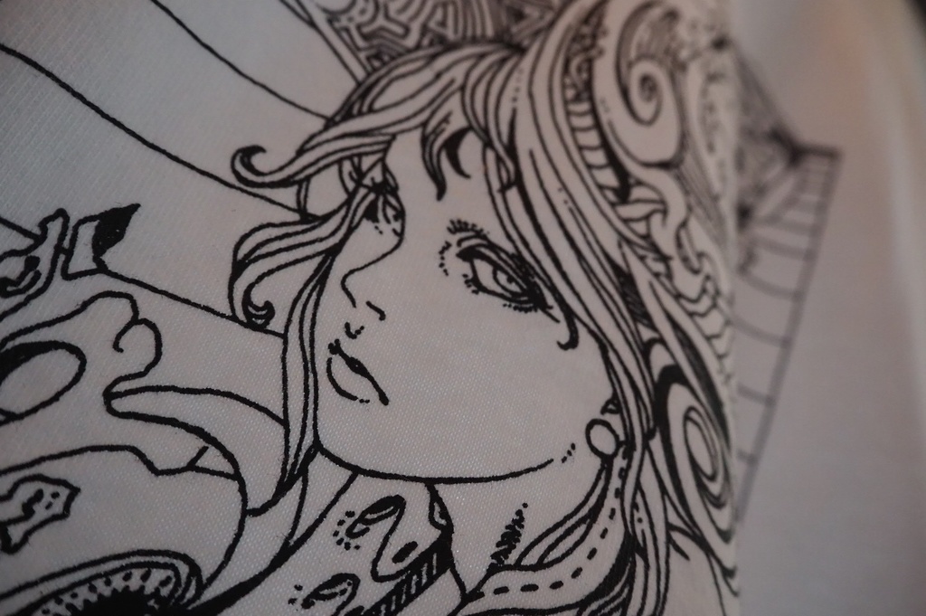 FUSION WHITE Unisex T-Shirt