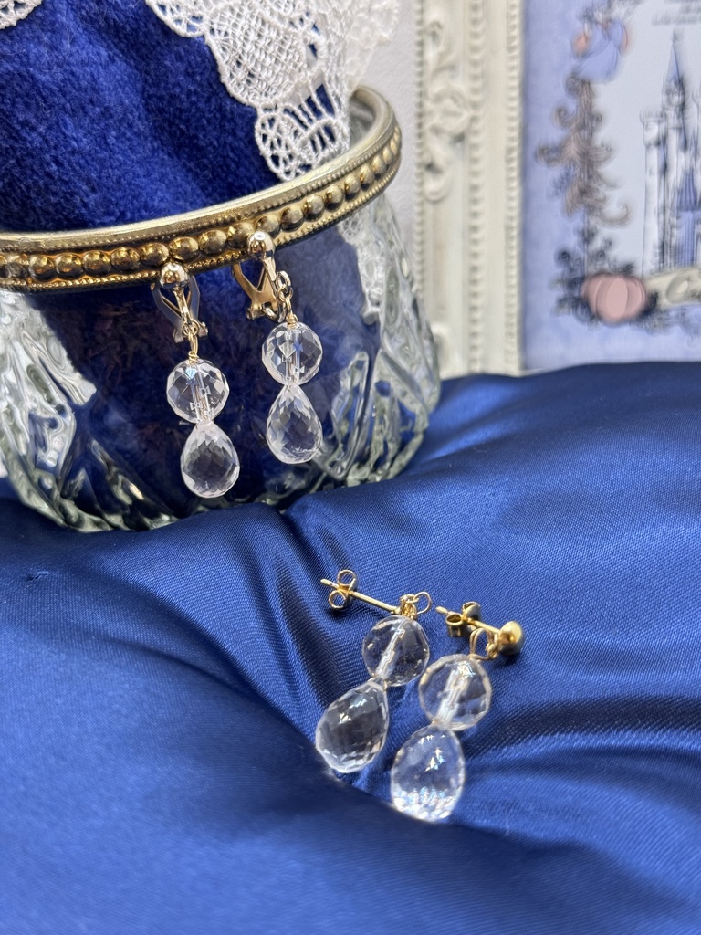 シンデレラ城壁画ピアス