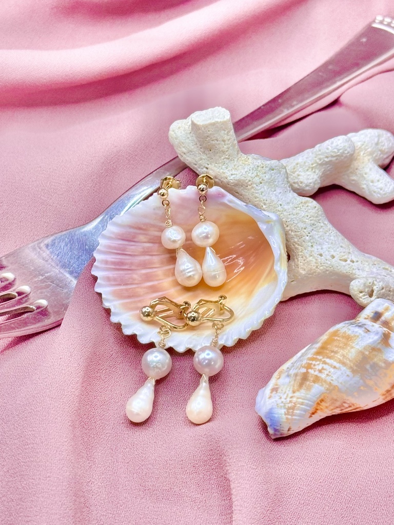 カミスキーアリエルピアス