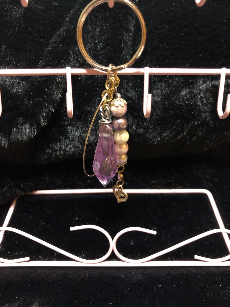 あの日666番目の愛人が僕の部屋に忘れていったピアス