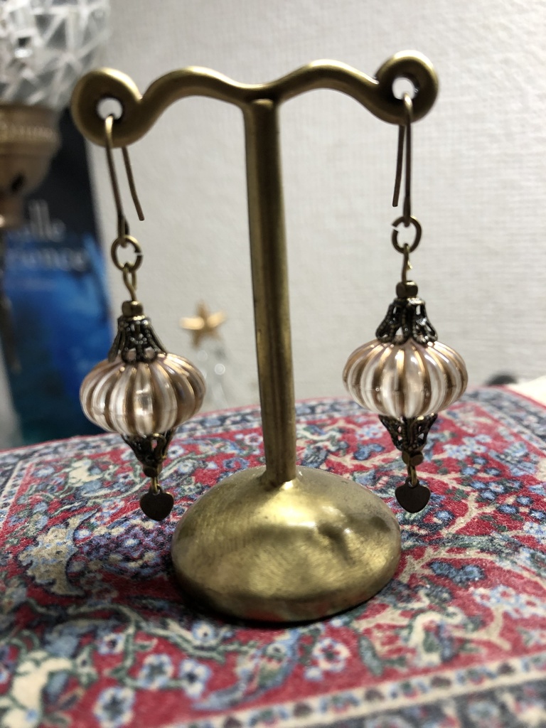 トルコランプピアス　クリアゴールドストライプ