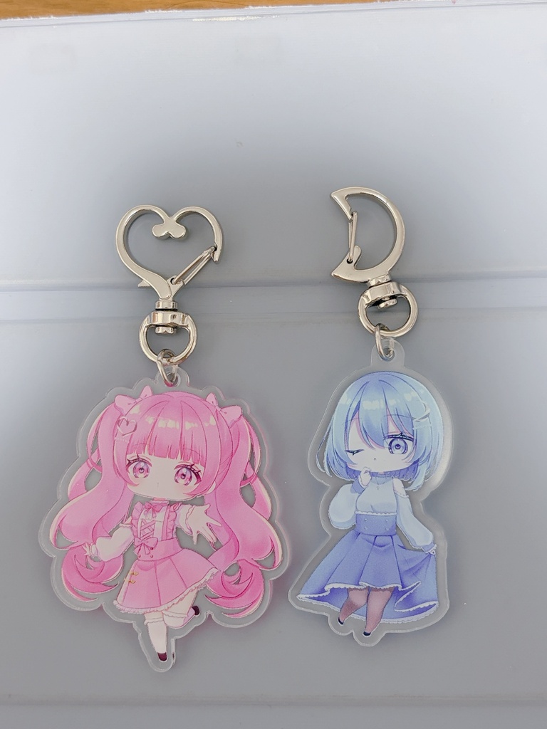 アクリルキーホルダー