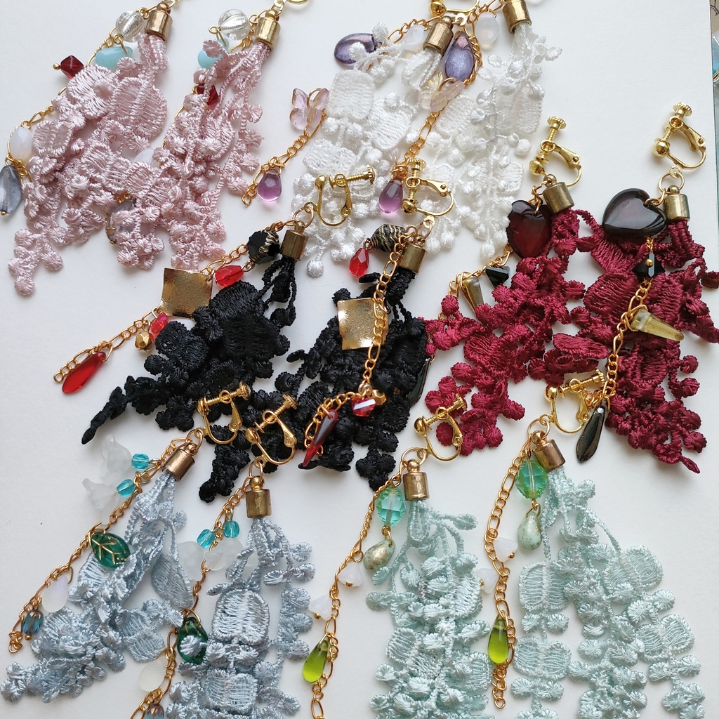 【在庫処分価格】第五人格 女性サバイバー イメージイヤリング