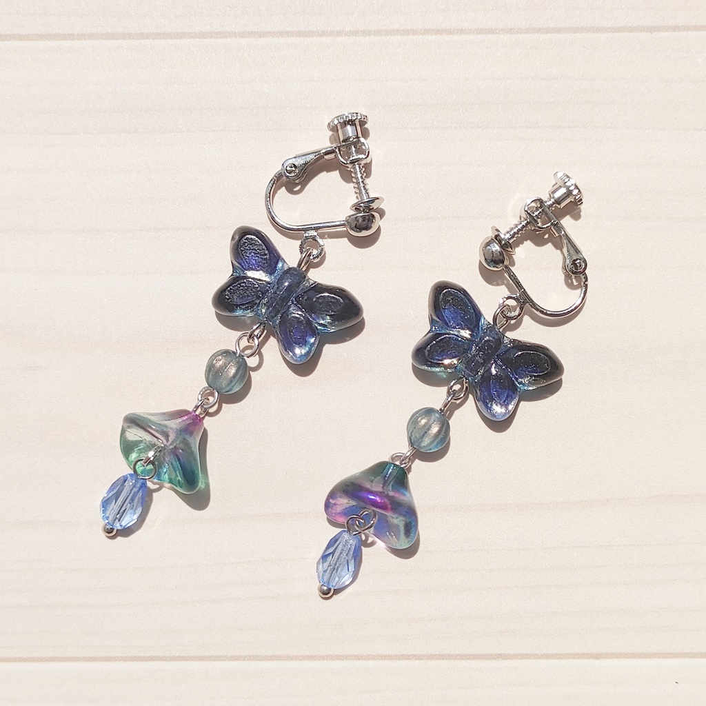 クリスタルな蝶と花 オリジナルイヤリング