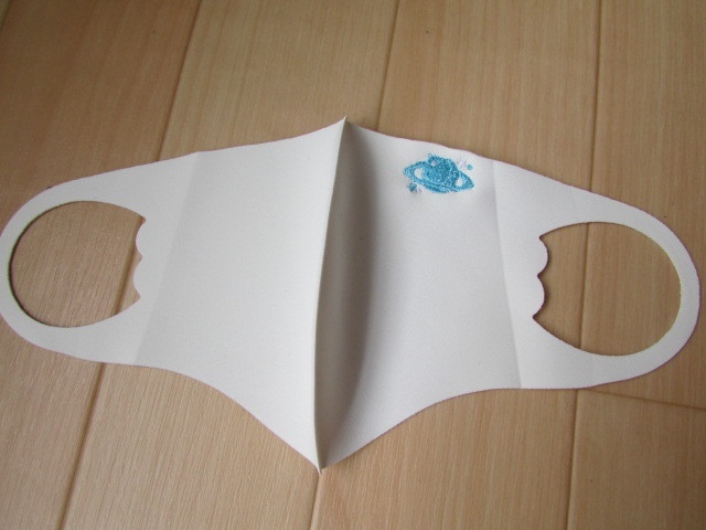 子供用刺繍マスク