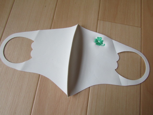子供用刺繍マスク