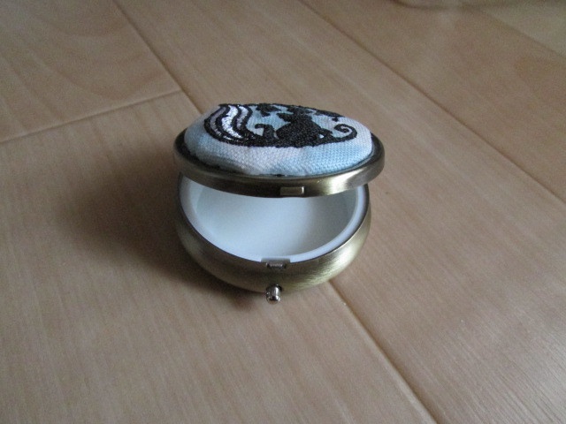 ピルケース丸型