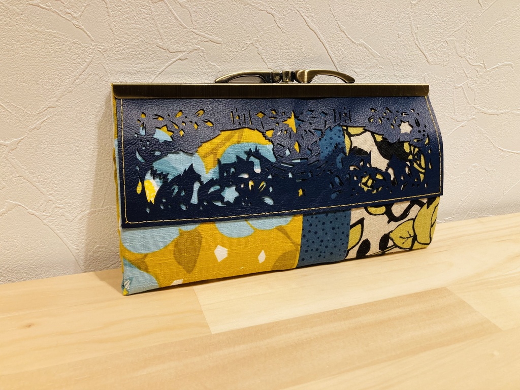 夜空と狐の長財布
