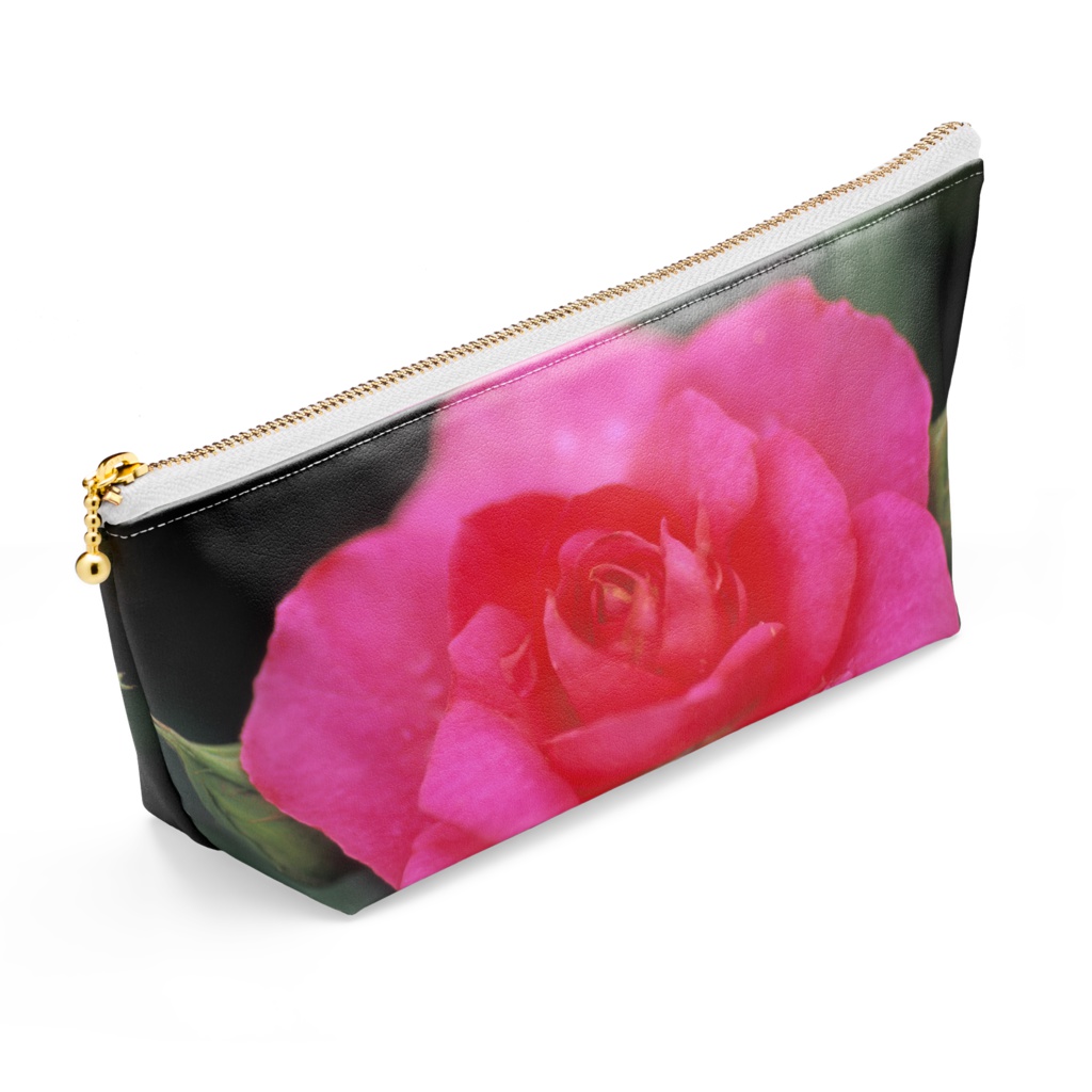 薔薇大好きなポーチ