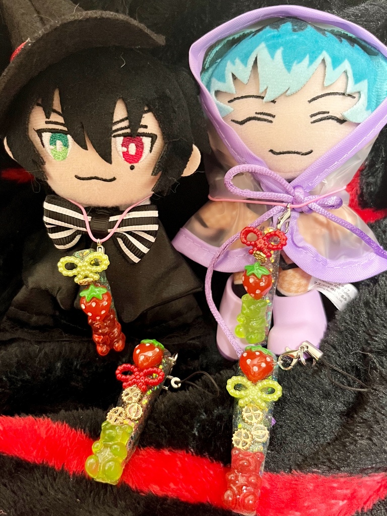 ぬいちゃんグッズ　主とお揃いネイルのストラップとアクセサリー　3