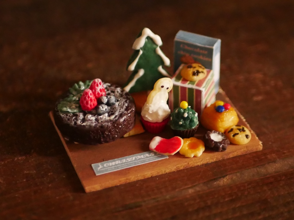 ミニチュアクリスマススイーツ