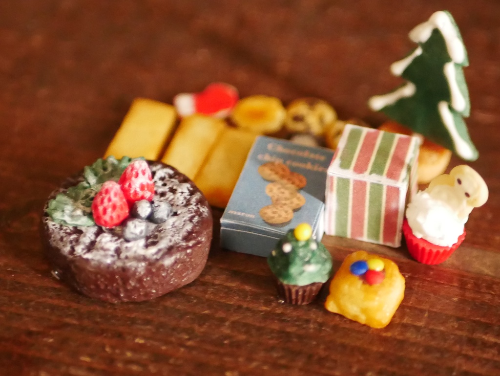 ミニチュアクリスマススイーツ
