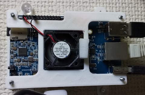 Orange Pi 5壁マウント用プレートのSTLデータ