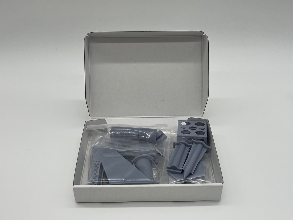 1/72 Su-37/Su-35 改造キット (ハセガワ 1/72 Su-33 フランカーD用)