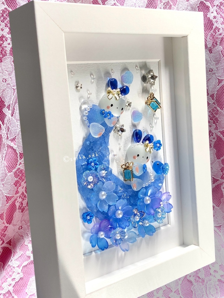 フラワームーン うさぎちゃんのプレゼント インテリア シーグラスアート 置物  青色