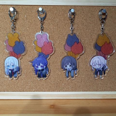 25時ナイトコードで。風船アクリルキーホルダー