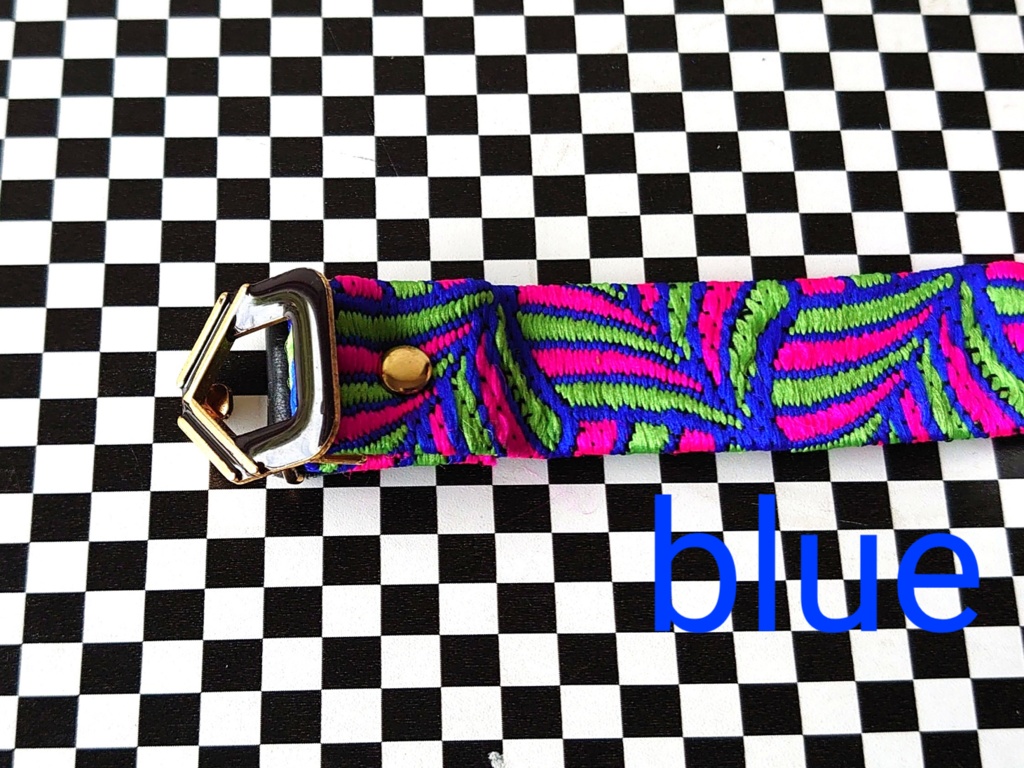 Xバックルブレスレット