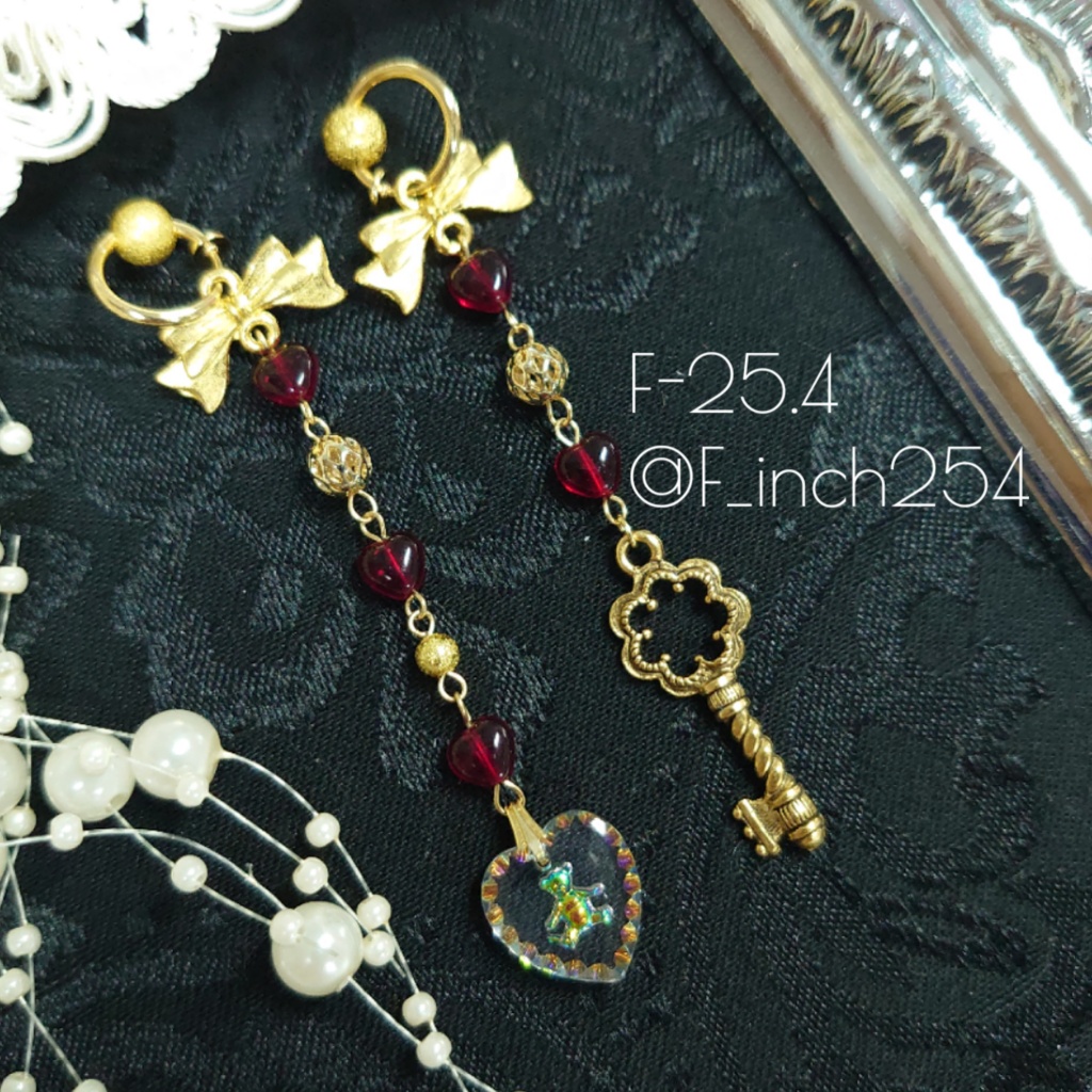 秘密の鍵イヤリング ♥️Secret My Teddy