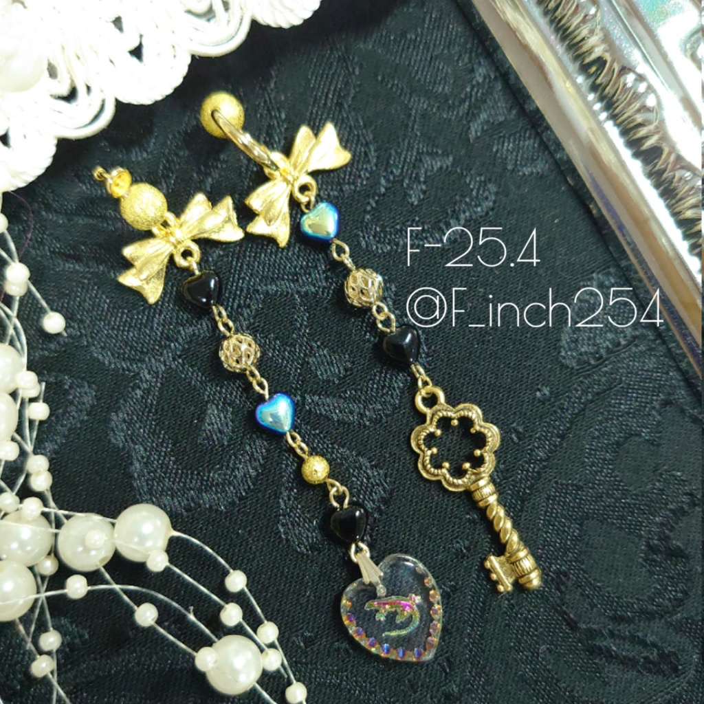 秘密の鍵イヤリング🖤Secret Black Lizard