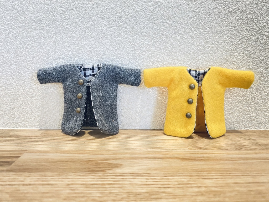 ノーカラーコート