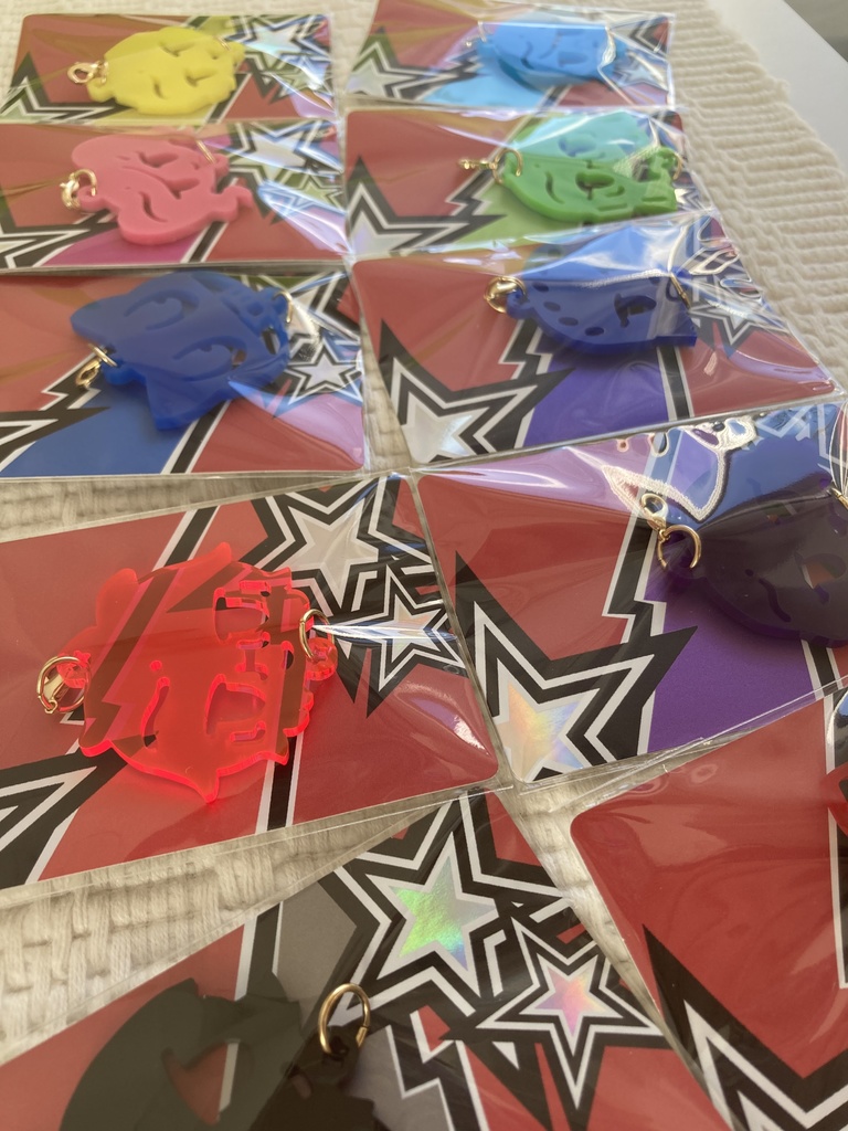 【P5R】連結怪盗団型抜きアクキー