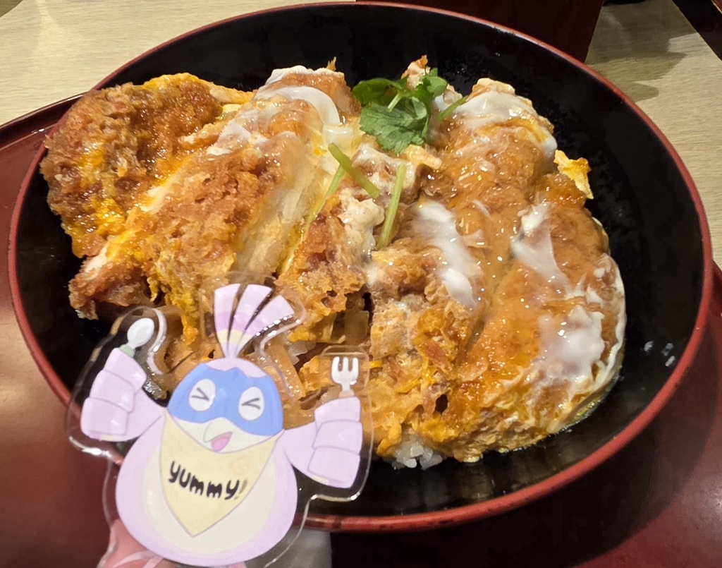 ピノもぐもぐお食事アクスタ