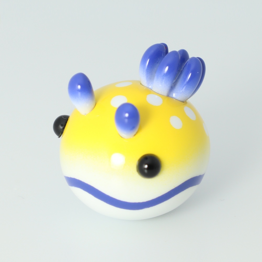 うみうすし マグネット エラフリイロウミウシ