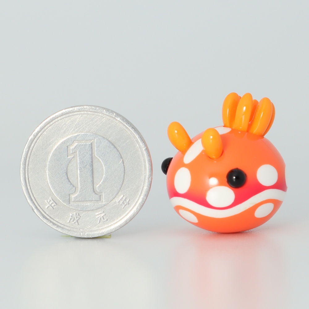 うみうすし マグネット チギレユキイロウミウシ