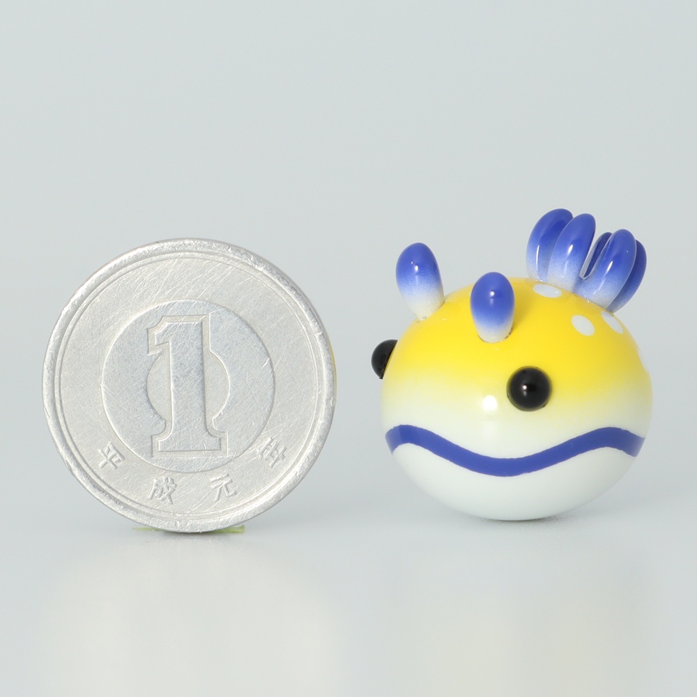 うみうすし ストラップ エラフリイロウミウシ