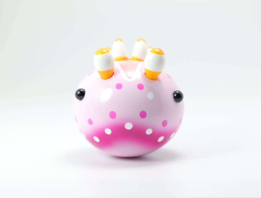 イチゴミルクウミウシ 中サイズフィギュア【うみうすし】