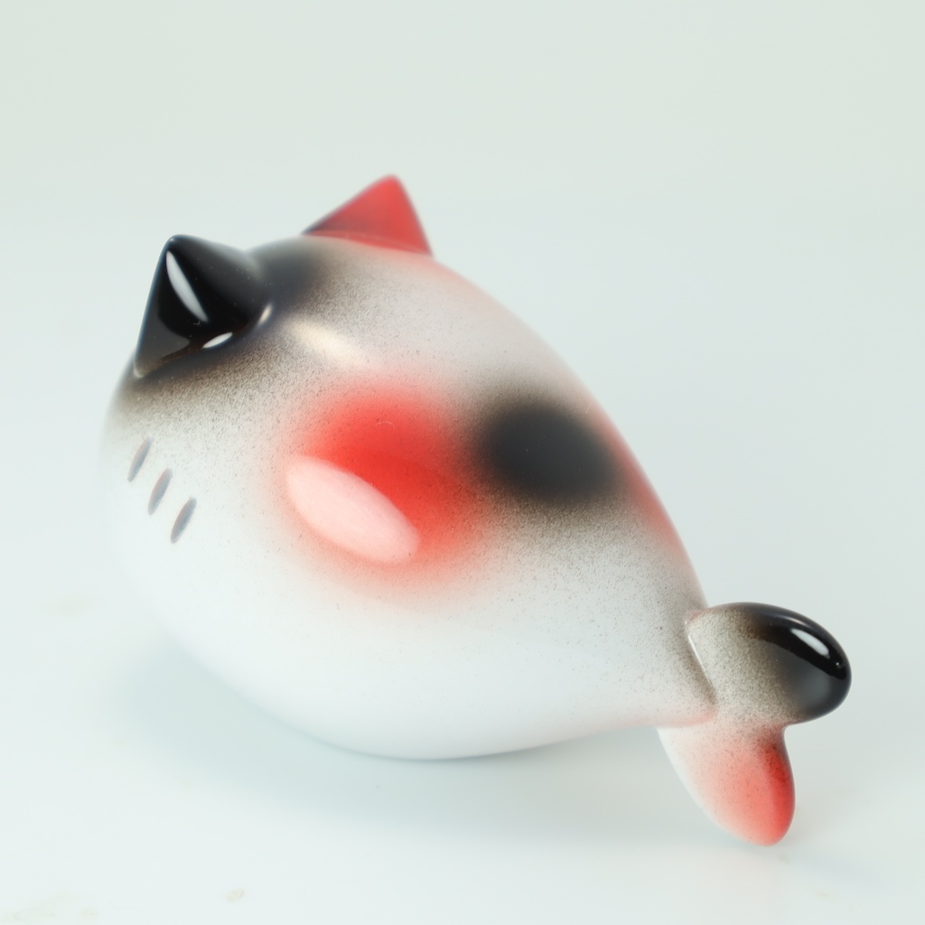 三毛ネコバンニャスピス レジンフィギュア【ネコバンニャスピス】