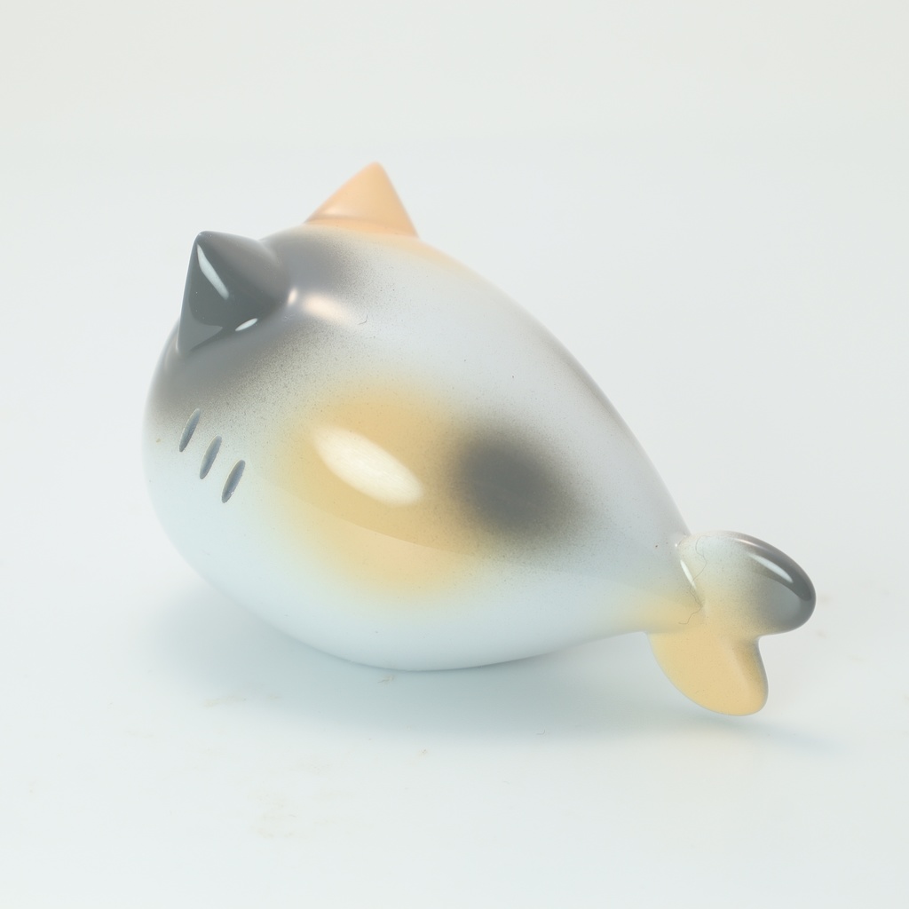 三毛ネコバンニャスピス レジンフィギュア【ネコバンニャスピス】