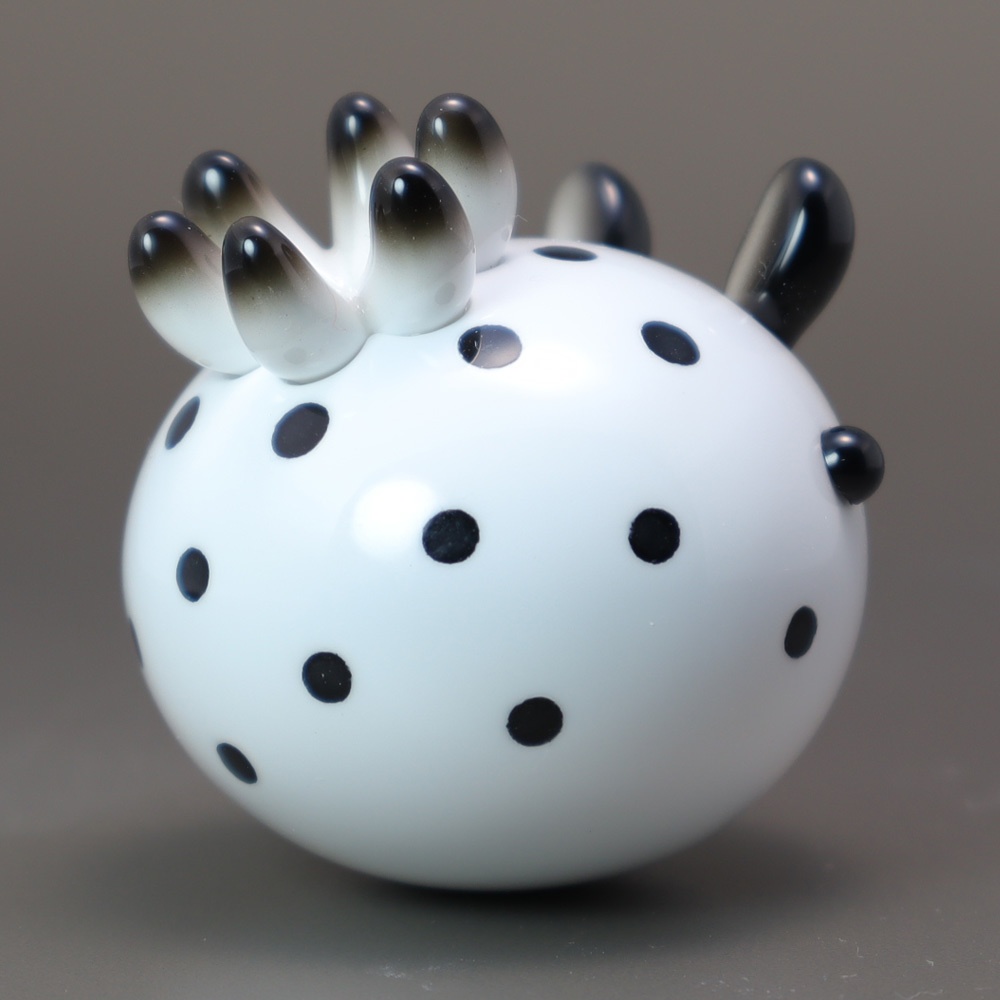 ゴマフビロードウミウシ レジンフィギュア【うみうすし】