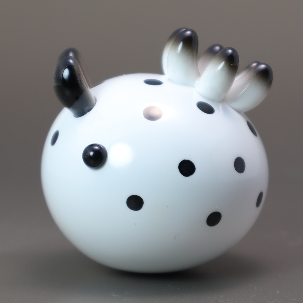 ゴマフビロードウミウシ レジンフィギュア【うみうすし】