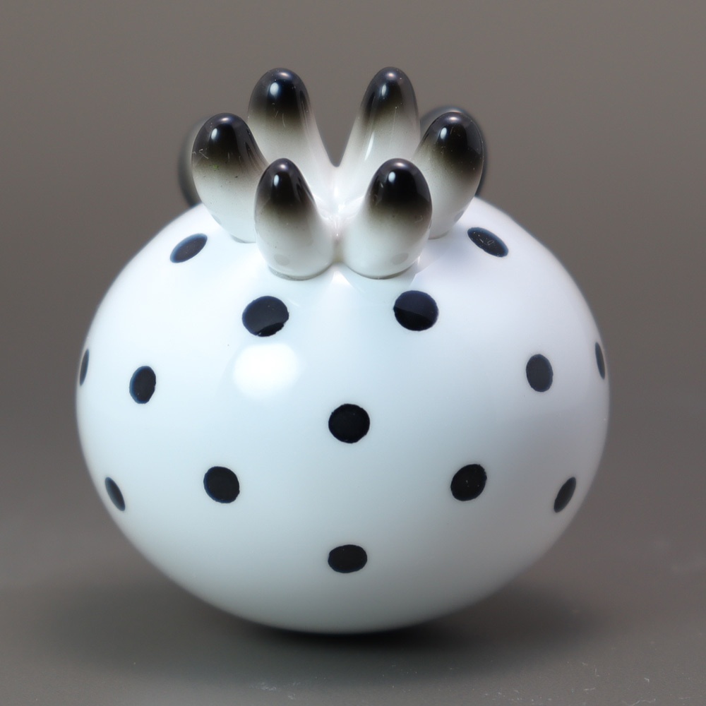 ゴマフビロードウミウシ レジンフィギュア【うみうすし】