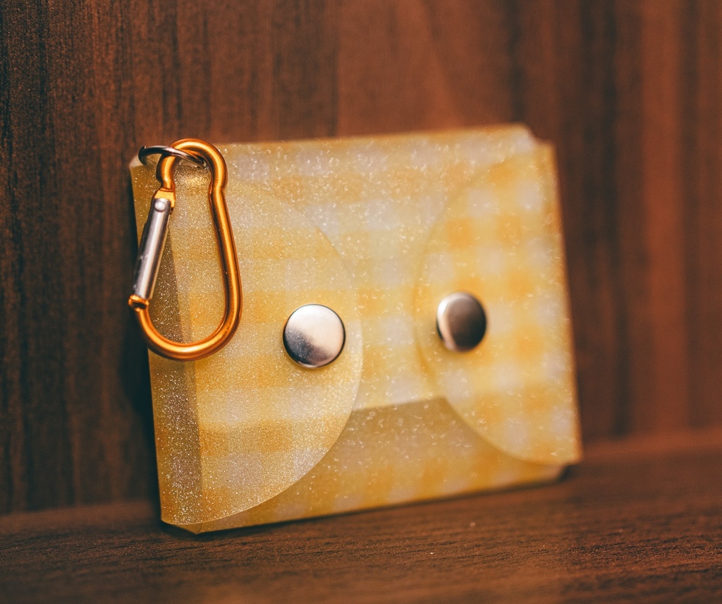 トォルのスクエアケース