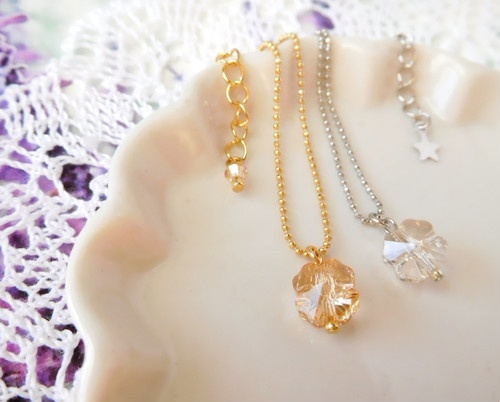 クリスタライズクローバーのドール用ネックレス