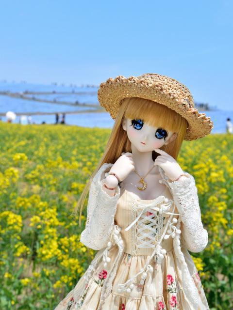 ラインストーンムーンのドール用ネックレス