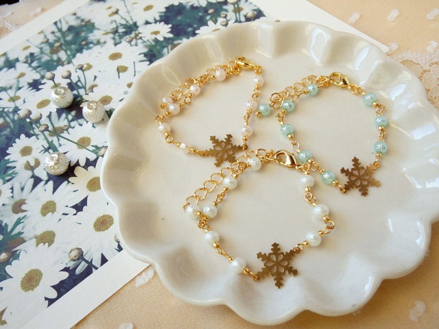 雪の結晶とパールのドール用チョーカー