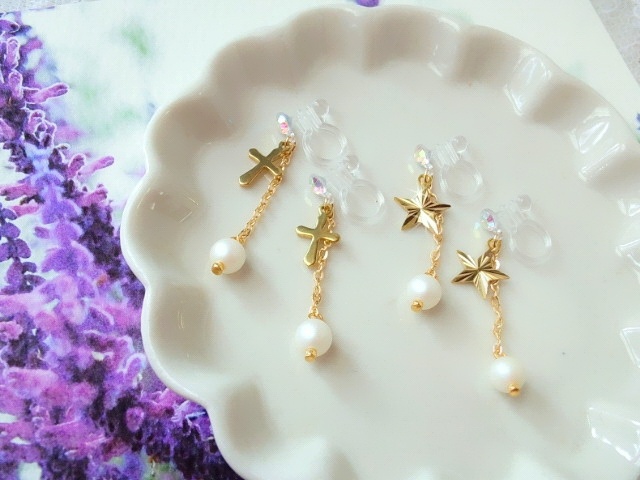 チャームとパール揺れるドール用ノンホールピアス