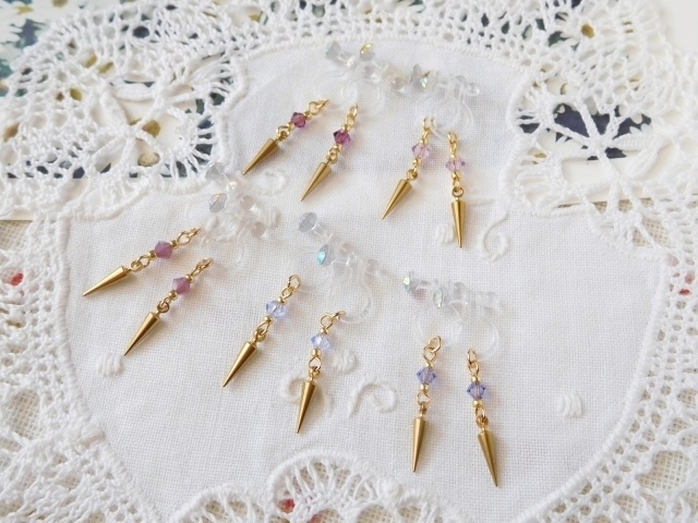 クリスタライズと尖りのドール用ノンホールピアス