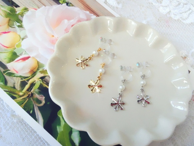 雪の結晶とパールのドール用ノンホールピアス