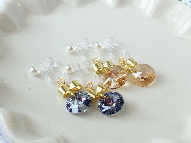 リボンとクリスタライズ6428のドール用ノンホールピアス