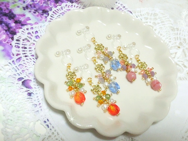 お花とFPビーズのしゃらんらドール用ノンホールピアス